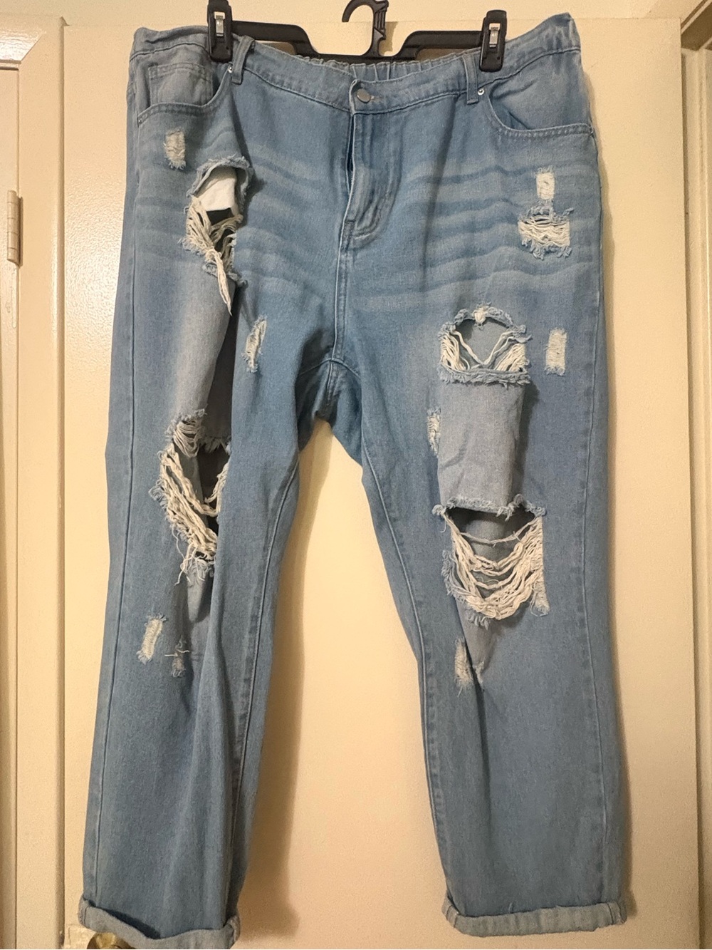 SHEIN ripped jeans